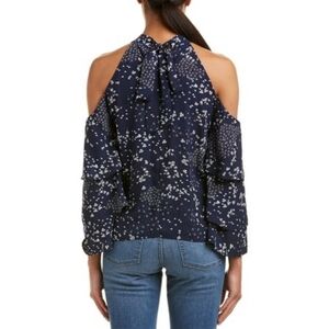 1.STATE Cold Shoulder Top Size S